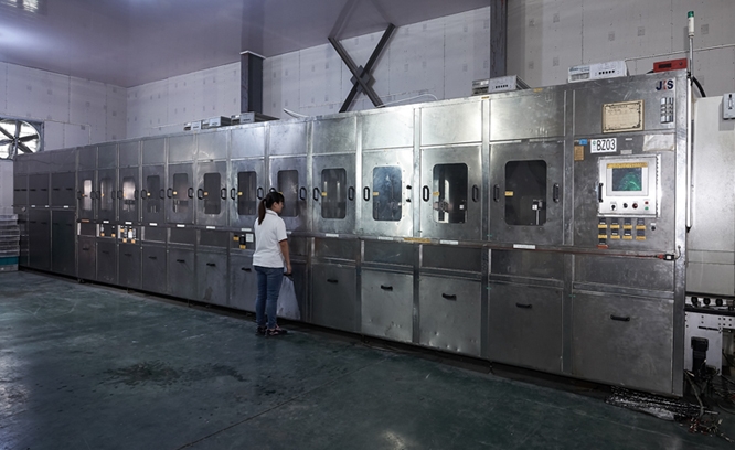 全自動超聲波清洗線